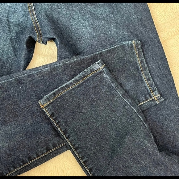 Measure and Made Dark wash Jeans (Retail $119) - Picture 4 of 10